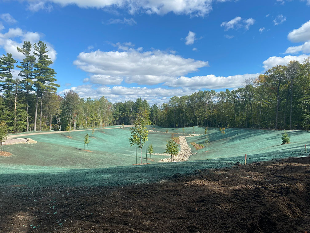 Ensemencement hydraulique - bassin de rétention St-Jérôme