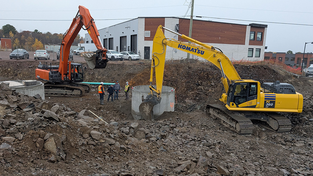 St-Jérôme - Installation de chambres de décantation pluviale pour projet commercial. 2025